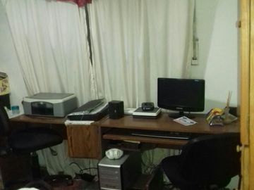 HERMOSO Y AMPLIO CHALET 2 PLANTAS.8 AMB 4 DORM.C/ FONDO Y GARAGE P/ 2 AUTOS. APTO CREDITO BANCARIO