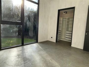 Casa Contemporánea inmersa en bosque nativo-3D/3B-El Bosque