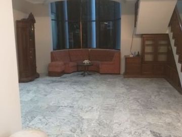 Rumah di Kebon Jeruk, 2Lt, Semi Furn, Srtategis di Duri Kepa