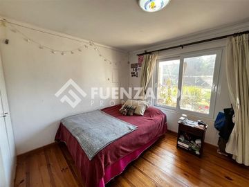 Casa en venta de 11 dorm. en Calera de Tango