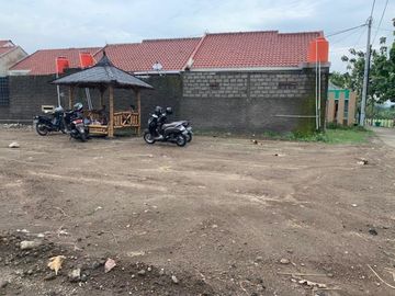 Punya Rumah Harga 200jtan Akses Jalan Raya Mudah Di Kawasan Perumahan Modern. Yakin Ga Minat???