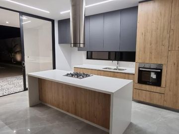 casa en venta en recta corozal. Cod V1795