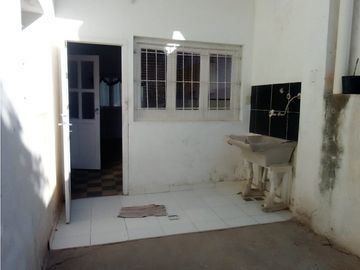 CASA EN CALLE DON ORIONE 385 (RETASADA)