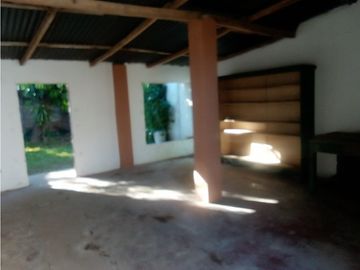 CASA EN CALLE DON ORIONE 385 (RETASADA)