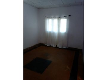 CASA EN CALLE DON ORIONE 385 (RETASADA)