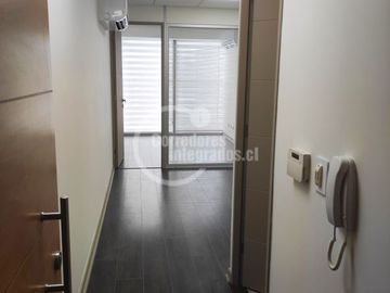 21 m2. 2 privados. Las Condes