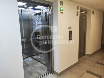 21 m2. 2 privados. Las Condes