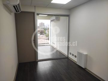 21 m2. 2 privados. Las Condes