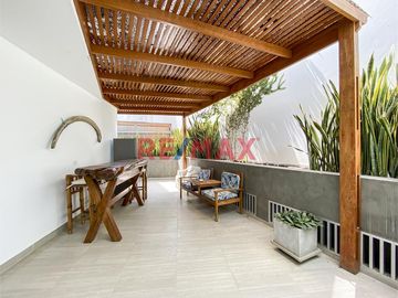 DEPARTAMENTO EN CONDOMINIO OCEAN REEF  - SAN BARTOLO
Vive todo el año respirando aire puro.
Características del departamento:
	Área construida