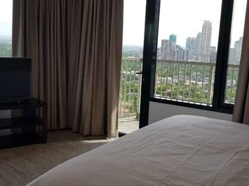 Condominium for Sale 3 Bedroooms: 3BR Flat Condo for Sale in One Rockwell East Tower Rockwell Makati