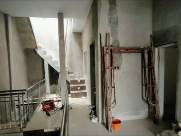 MURAH! RUMAH BARU di REGENCY MELATI MAS LUAS 72 JUAL CEPAT