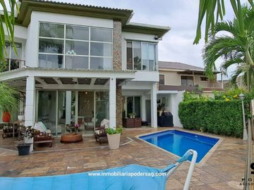 VENTA CASA URB LAGUNA DEL SOL - KM7 VIA A SAMBORONDON