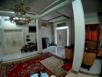 Rumah Larangan Utara Pinggir Jalan Cocok Usaha dan Kostan