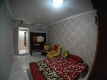 Rumah Larangan Utara Pinggir Jalan Cocok Usaha dan Kostan