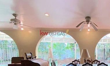 Luxury House for Sale in Valle Verde 4, Pasig City