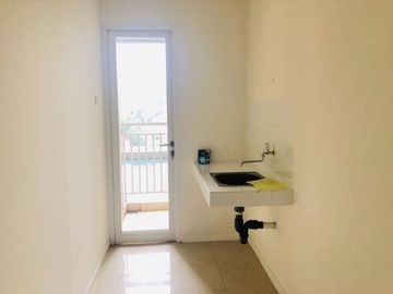 UNFURNISH 1BR Lt.1 APARTEMEN PARAHYANGAN RESIDENCE