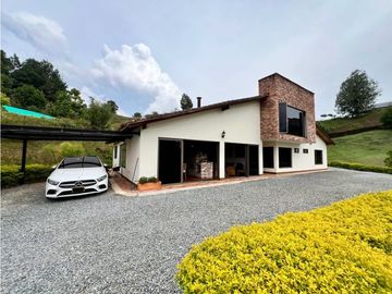 Casa Campestre en El Retiro sector Pantanillo