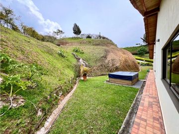 Casa Campestre en El Retiro sector Pantanillo