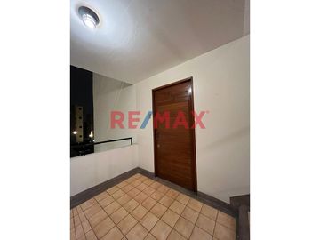 🌟 Venta Departamento flat de 79.25m2 en Condominio las Colinas del Prado Álamos de Monterrico, Santiago de Surco 🌟

✅ Características:
- 🛌 3 Habita
