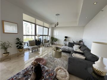 Paramount Costa del este