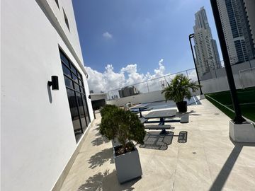 Paramount Costa del este
