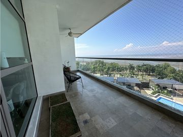 Paramount Costa del este