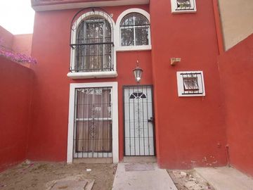 Casa frente a área verde San Miguel de Allende