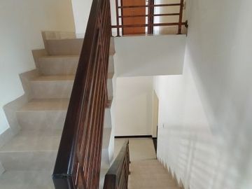 Rumah Mewah Luxury Full Furnish Perum Elite Hoscokroaminoto