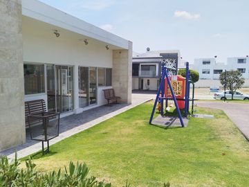CASA EN PRE VENTA PARQUE SAO PAULO LOMAS DE ANGELOPOLIS 2 HABITACION EN P. BAJA
