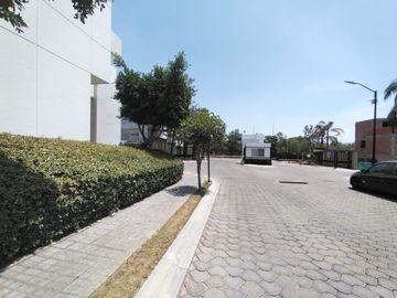 CASA EN PRE VENTA PARQUE SAO PAULO LOMAS DE ANGELOPOLIS 2 HABITACION EN P. BAJA