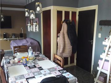 Local con Vivienda en Venta