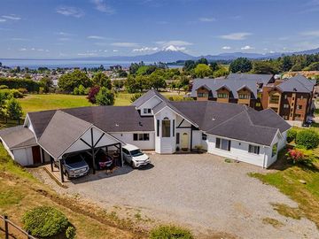 Casa en venta de 5 dorm. en Puerto Varas