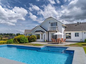 Casa en venta de 5 dorm. en Puerto Varas