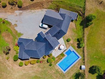 Casa en venta de 5 dorm. en Puerto Varas