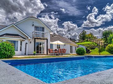 Casa en venta de 5 dorm. en Puerto Varas