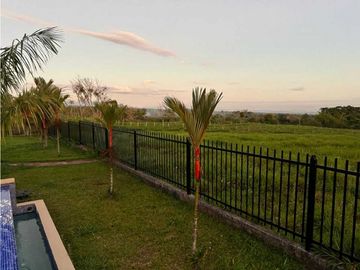 VENDO FINCA DE 22 HECTAREAS CON HERMOSA CASA BUGABA