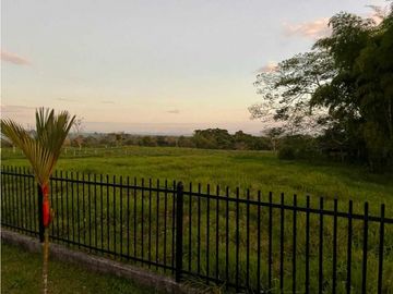VENDO FINCA DE 22 HECTAREAS CON HERMOSA CASA BUGABA