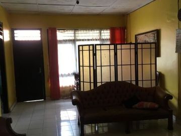 Rumah dalam perkampungan dekat Kraton Jogja