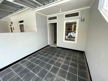 Jual Cepat 2 Rumah dekat Tol Buah Batu Harga Dibawah Pasaran Hanya 1,1M Nego