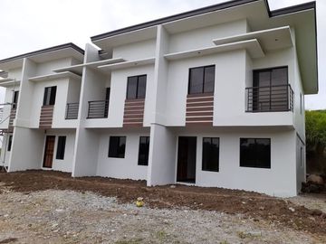 Townhouse for Sale in Binangonan For more Inquiries DONALD PORTUGUEZ SUN# 0933825---- TM# 0955561----