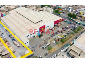 ¿Buscas un espacio estratégico para impulsar tu negocio? ¡Esta planta industrial y/o comercial en la vibrante ciudad de Trujillo es la solución perfec