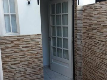 PH DE 2 AMBIENTES POR PASILLO TIPO DUPLEX EXCELENTE ESTADO ZONA MATADEROS
