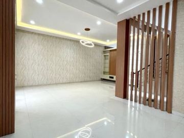 Villa Komplek Cemara Asri Jalan Azalea Medan