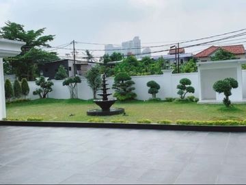 Rumah Hoek, SHM, jual dibawah harga apraisal, di Kemang, Jakarta Selatan
