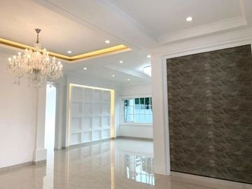 Rumah Hoek, SHM, jual dibawah harga apraisal, di Kemang, Jakarta Selatan