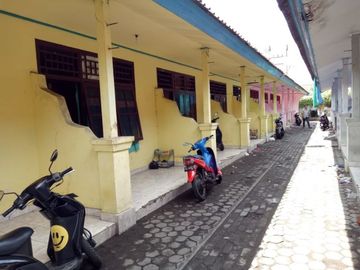 Dijual Kos2an + 3 toko di Pagesangan