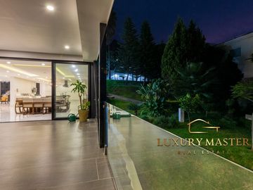 Casa en venta El Palomar Moderna vista panoramica