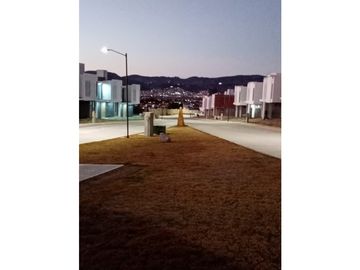 VENTA DE CASA EN PACHUCA PASEOS DE LAS  REYNAS