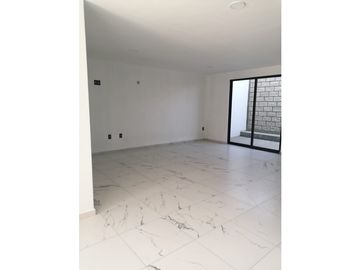 VENTA DE CASA EN PACHUCA PASEOS DE LAS  REYNAS