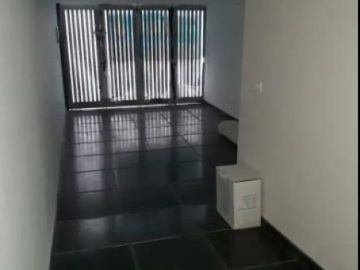 Dijual Rumah Pakuwon City San Diego, Ada Kolam Renang Surabaya Timur